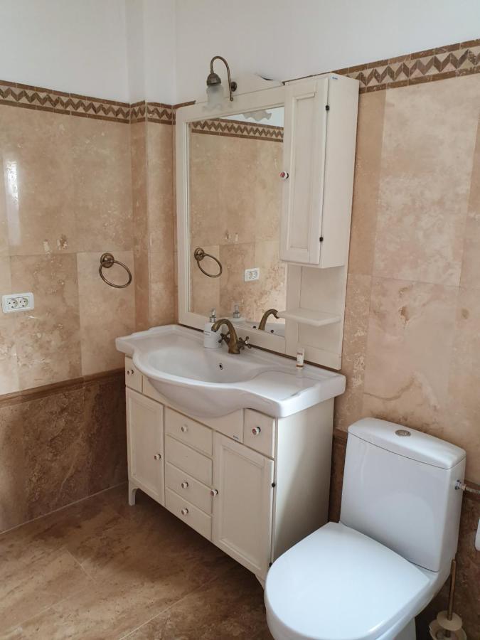 French Boutique Hotel Брашов Екстериор снимка